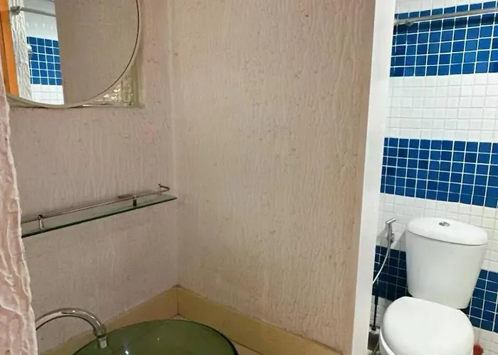 2br Seaview In Malate Marbella Tower 2 Apartamento *
