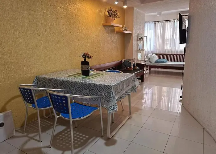 2br Seaview In Malate Marbella Tower 2 * Manila